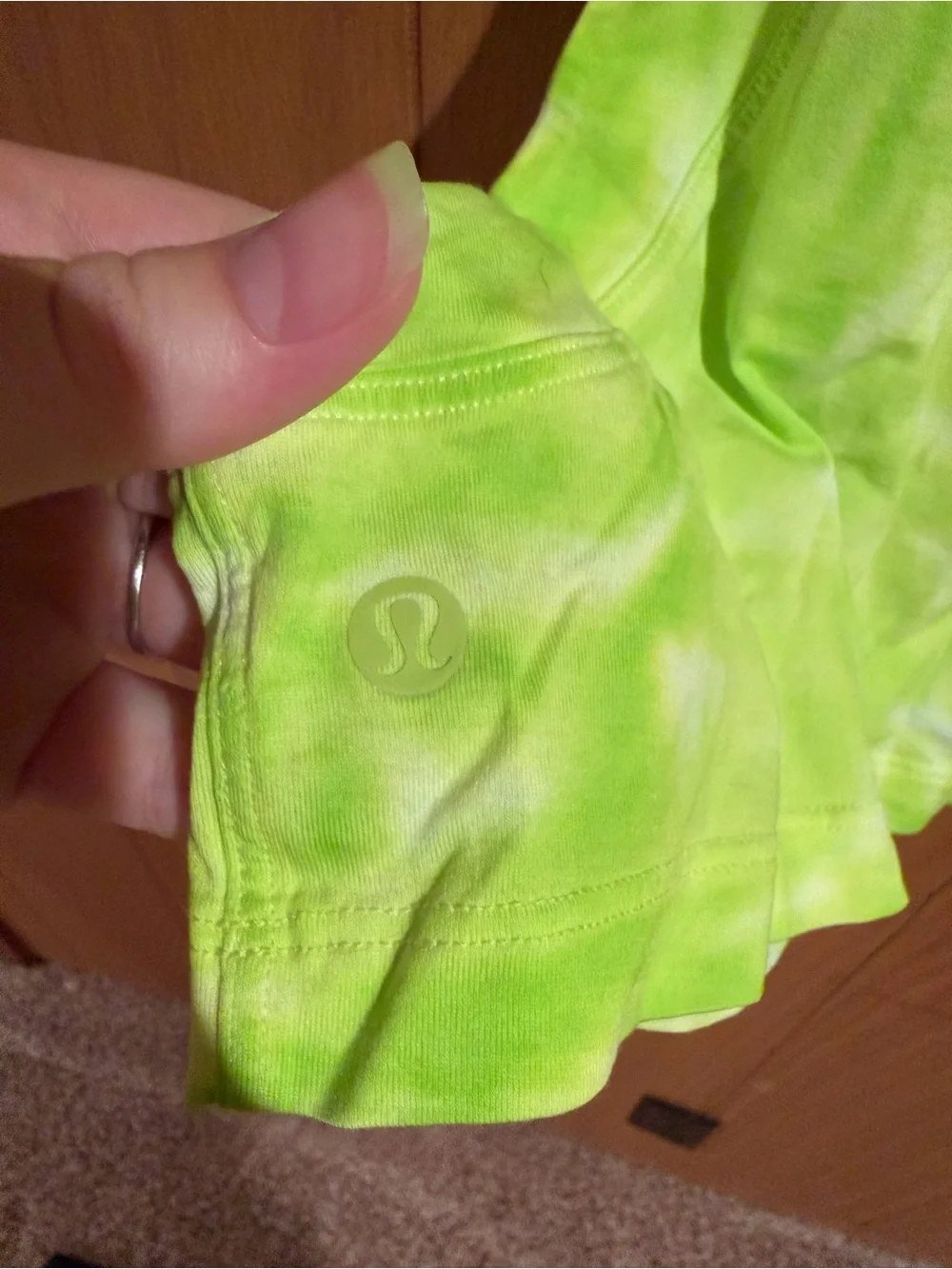 lululemon athletica cropped sleeveless